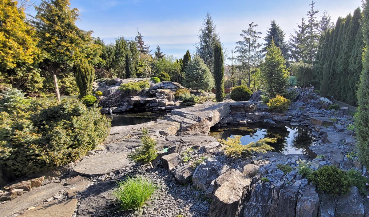 Hlavon front entrance